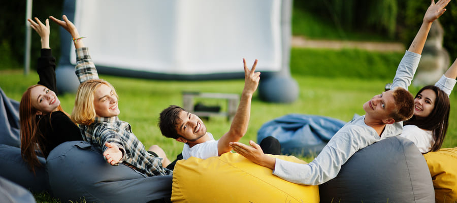 Free open-air cinema launches in central Minsk