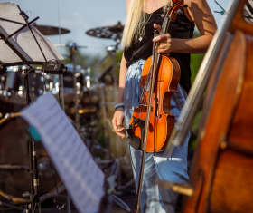 Live Classical Music Festival in Botanical Garden